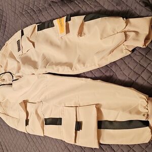 Men's Tan Cargo Pants